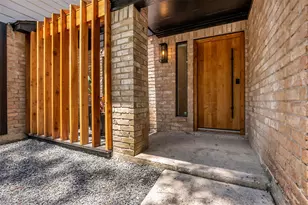 53 E Torch Pine Cir, The Woodlands, TX 77381 - Photo 4