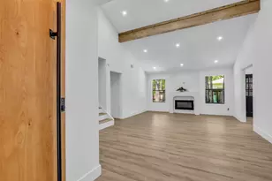 53 E Torch Pine Cir, The Woodlands, TX 77381 - Photo 6