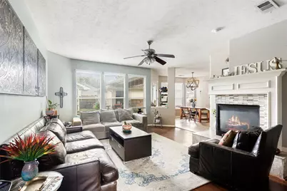 1831 Country Club Cove Drive, Baytown, TX 77521 - Photo 16
