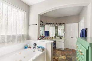 1831 Country Club Cove Dr, Baytown, TX 77521 - Photo 22