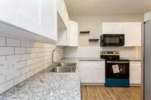 10317 Lake Rd, Houston, TX 77070 - Photo 10