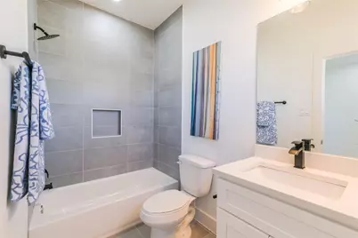 8323 Brecha Ln Lane, Houston, TX 77055 - Photo 26