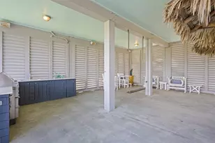 713 Sara Way, Crystal Beach, TX 77650 - Photo 42