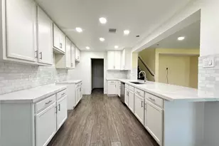 910 Staffordale Manor Ln, Houston, TX 77047 - Photo 4