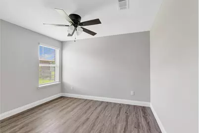 214 Kickapoo Drive, Anahuac, TX 77514 - Photo 22