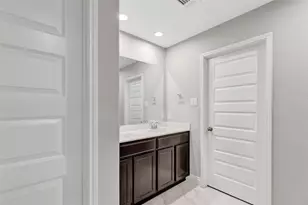 214 Kickapoo Dr, Anahuac, TX 77514 - Photo 28