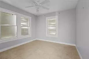 2519 46th St, Galveston, TX 77551 - Photo 32