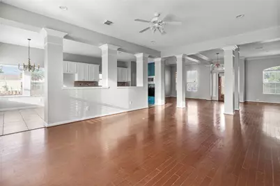 2519 46th Street, Galveston, TX 77551 - Photo 8