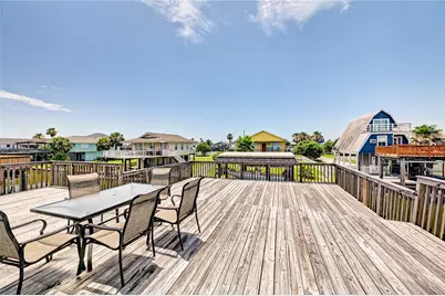 16607 Bahama Way, Jamaica Beach, TX 77554 - Photo 24