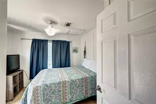 16607 Bahama Way, Jamaica Beach, TX 77554 - Photo 22