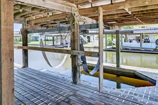 16607 Bahama Way, Jamaica Beach, TX 77554 - Photo 34