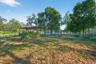 451 Trails End Dr, Cleveland, TX 77328 - Photo 4