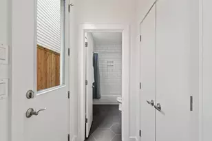 2105 Woodhead St, Houston, TX 77019 - Photo 38