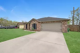 2418 Hollywood Ave, Liberty, TX 77575 - Photo 4