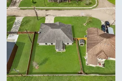 2418 Hollywood Avenue, Liberty, TX 77575 - Photo 36