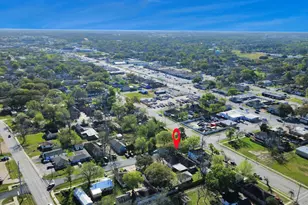 820 6th St, Rosenberg, TX 77471 - Photo 6