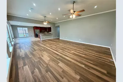 2119 Meadows Boulevard, League City, TX 77573 - Photo 10