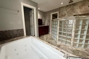 2119 Meadows Blvd, League City, TX 77573 - Photo 14