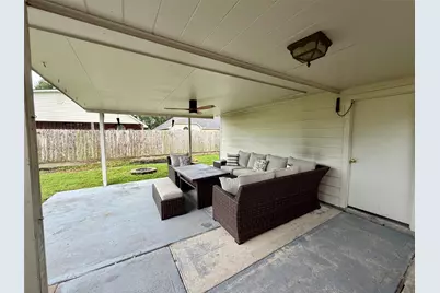 2119 Meadows Boulevard, League City, TX 77573 - Photo 26