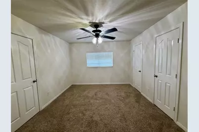 2119 Meadows Boulevard, League City, TX 77573 - Photo 24