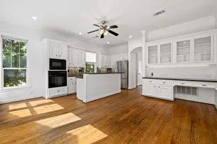 948 Ashland St, Houston, TX 77008 - Photo 20