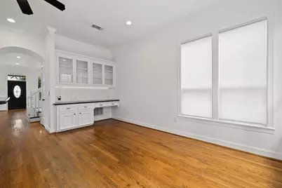 948 Ashland Street, Houston, TX 77008 - Photo 10