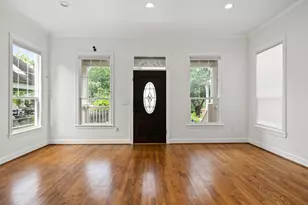 948 Ashland St, Houston, TX 77008 - Photo 8