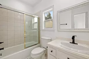 948 Ashland St, Houston, TX 77008 - Photo 32