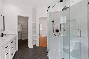 948 Ashland St, Houston, TX 77008 - Photo 26