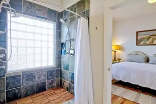 2920 Avenue Q, Galveston, TX 77550 - Photo 10