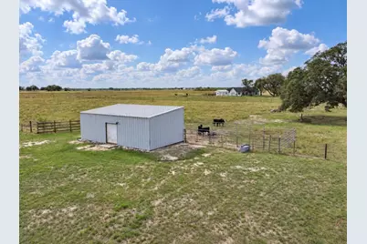 2491 E Fannin Street, Goliad, TX 77963 - Photo 20