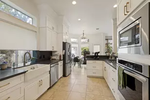 1734 Heddon Falls Dr, Sugar Land, TX 77479 - Photo 12