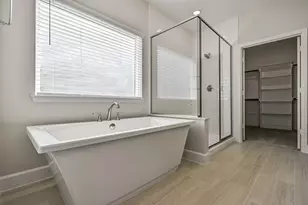 2521 S Houston Ave, Pearland, TX 77581 - Photo 30