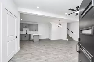 7413 N Star St, Houston, TX 77088 - Photo 4