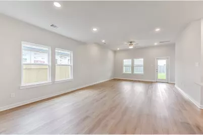 75 Leon Way, Dayton, TX 77535 - Photo 14