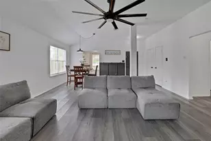 219 Cape Conroe Dr, Montgomery, TX 77356 - Photo 10