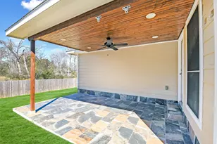 151 Doe Run Dr, Huntsville, TX 77320 - Photo 24