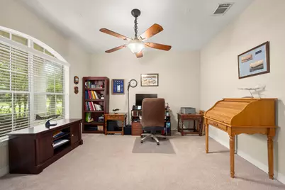 8961 Fallsbrook Court, Conroe, TX 77302 - Photo 16
