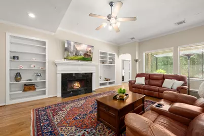 8961 Fallsbrook Court, Conroe, TX 77302 - Photo 10
