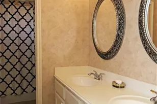 23206 Greenway Park Cir, Katy, TX 77494 - Photo 10