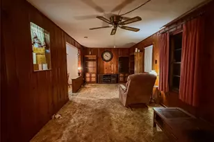 409 Midway Dr, Baytown, TX 77521 - Photo 16