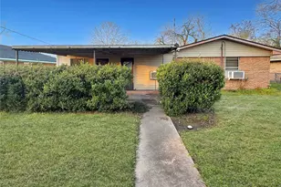 409 Midway Dr, Baytown, TX 77521 - Photo 26