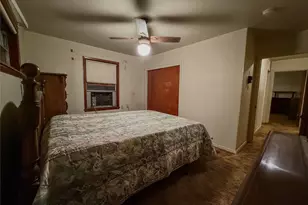 409 Midway Dr, Baytown, TX 77521 - Photo 20