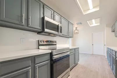 416 Heatherwood Court, League City, TX 77573 - Photo 12