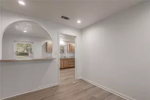 1414 23rd St, Huntsville, TX 77340 - Photo 12