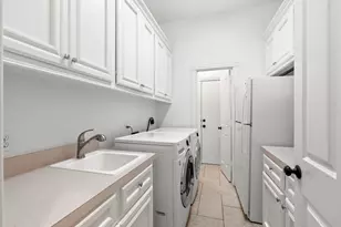 130 E Fairbranch Cir, The Woodlands, TX 77382 - Photo 32
