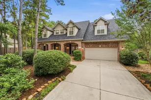 130 E Fairbranch Cir, The Woodlands, TX 77382 - Photo 2