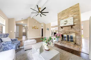 3410 E Heatherock Cir, Sugar Land, TX 77479 - Photo 4