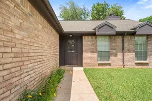 3410 E Heatherock Cir, Sugar Land, TX 77479 - Photo 2