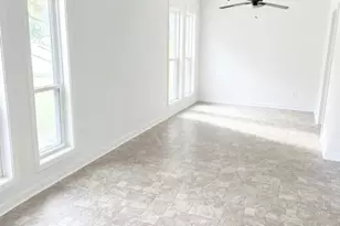 907 Redway Ln, Houston, TX 77062 - Photo 14
